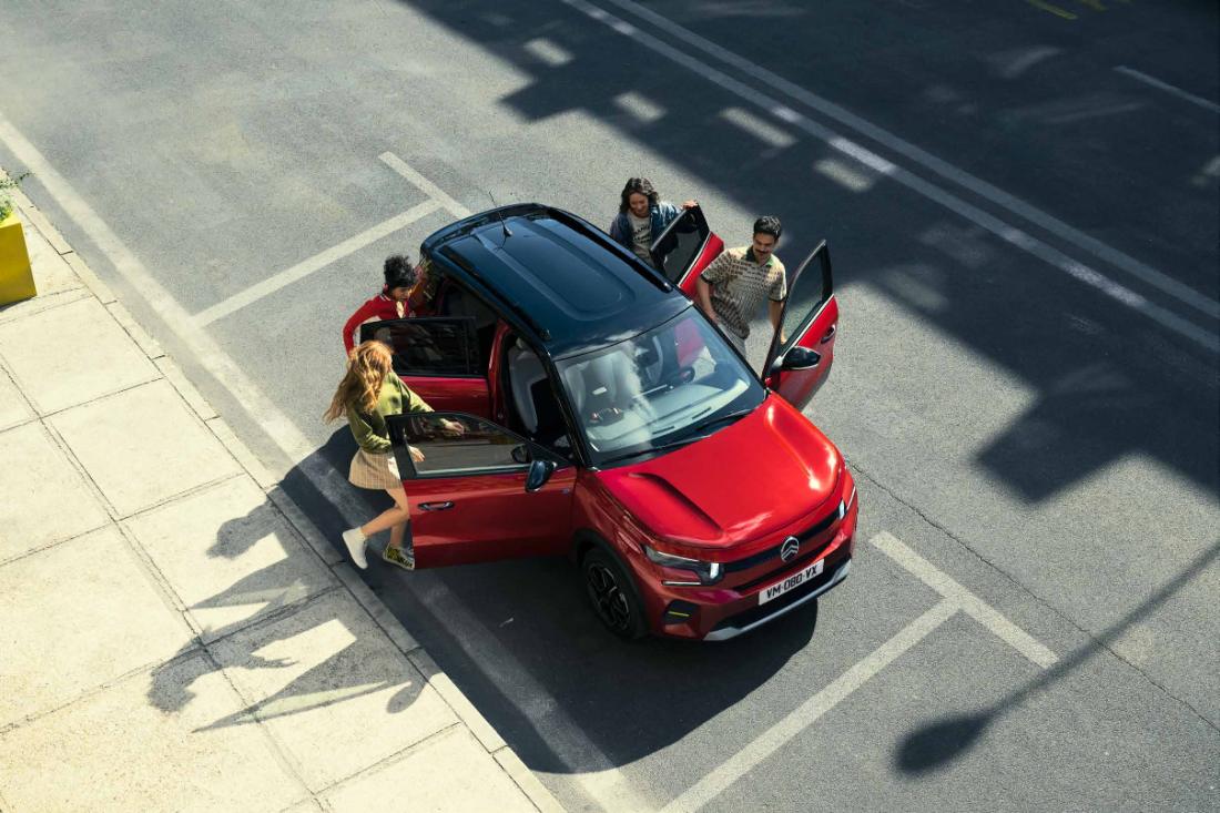 Citroën C3 Max Híbrida rojo visto desde arriba